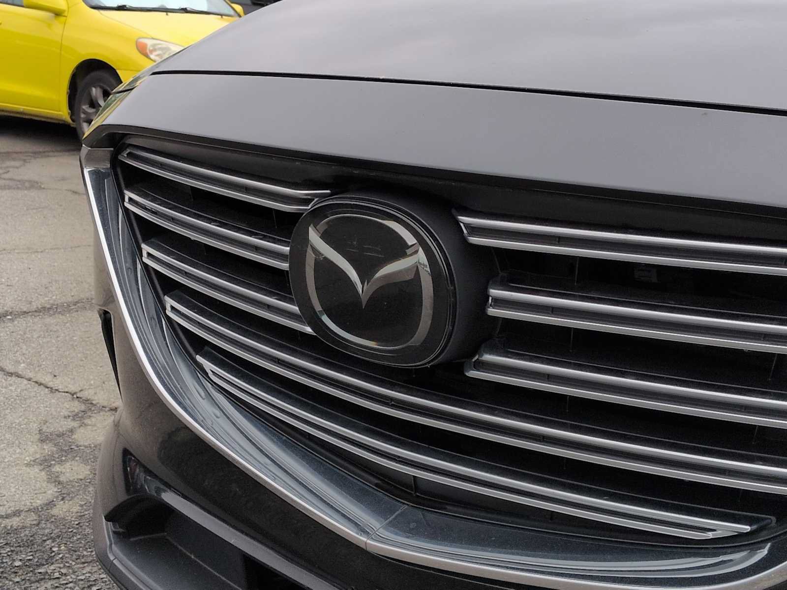 Used 2018 MAZDA CX-9 Touring AWD/4WD image 12