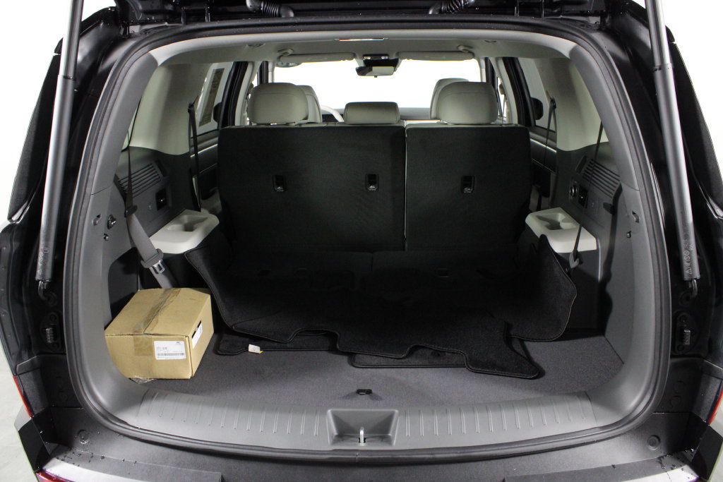 Certified 2026 Hyundai Santa Fe SEL w/ Tow & Go Package FWD image 18
