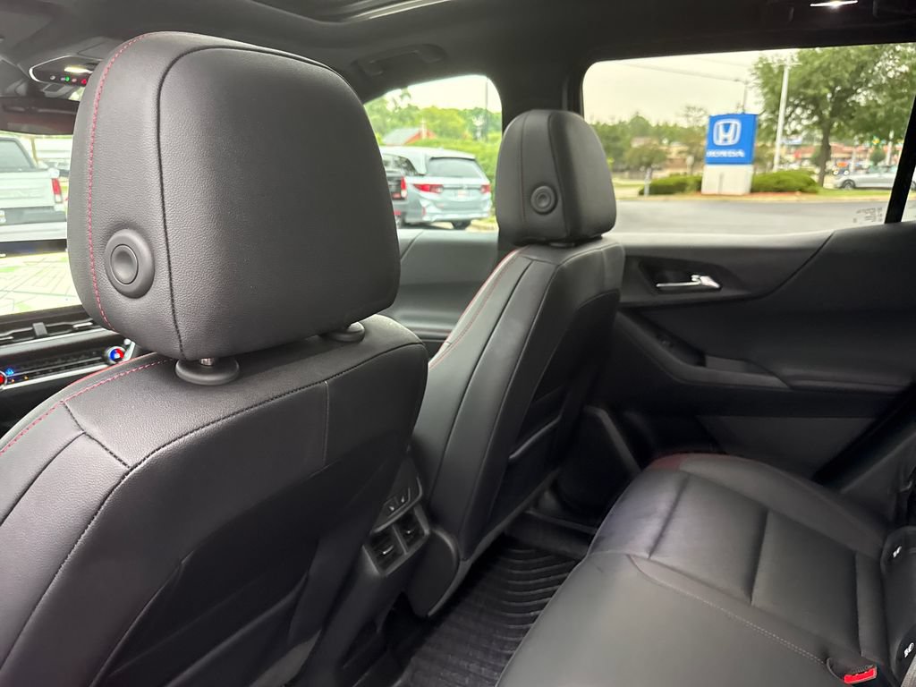 Used 2025 Chevrolet Equinox RS w/ Convenience Package III AWD/4WD image 22