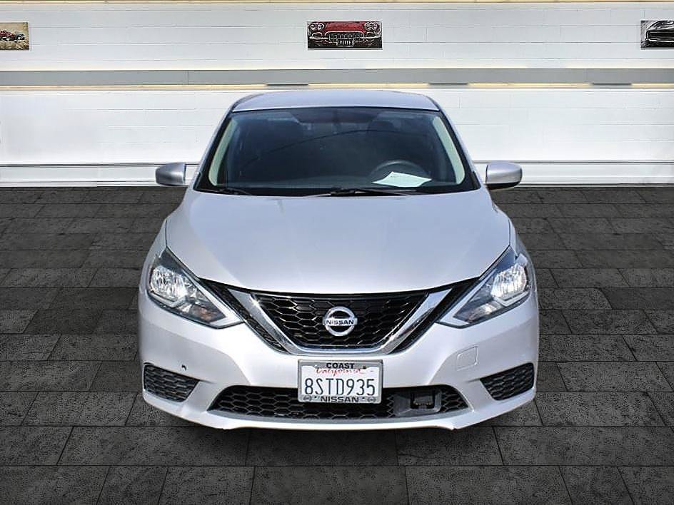 Used 2019 Nissan Sentra S FWD image 2