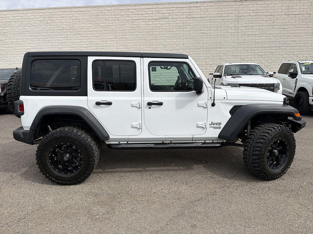 Used 2018 Jeep Wrangler Unlimited Sport S AWD/4WD image 4