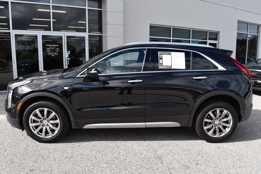 Used 2023 Cadillac XT4 Premium Luxury FWD image 4