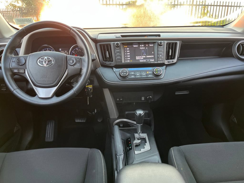 Used 2016 Toyota RAV4 XLE FWD image 16