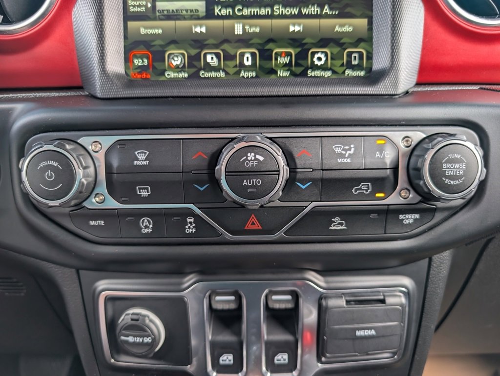 Used 2022 Jeep Wrangler Rubicon image 28