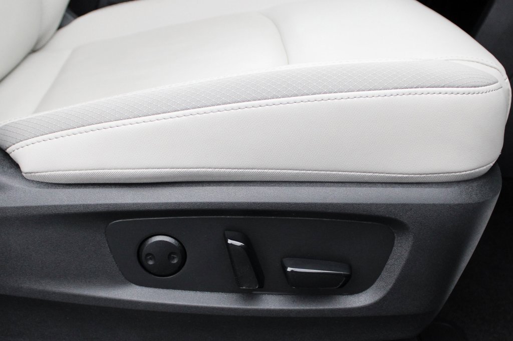 Certified 2024 Nissan Pathfinder SL image 26