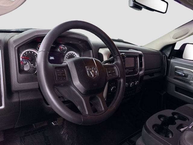 Used 2018 RAM 3500 SLT w/ Luxury Group AWD/4WD image 9