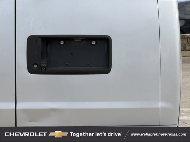 Used 2015 Chevrolet Express 2500 LS RWD image 6