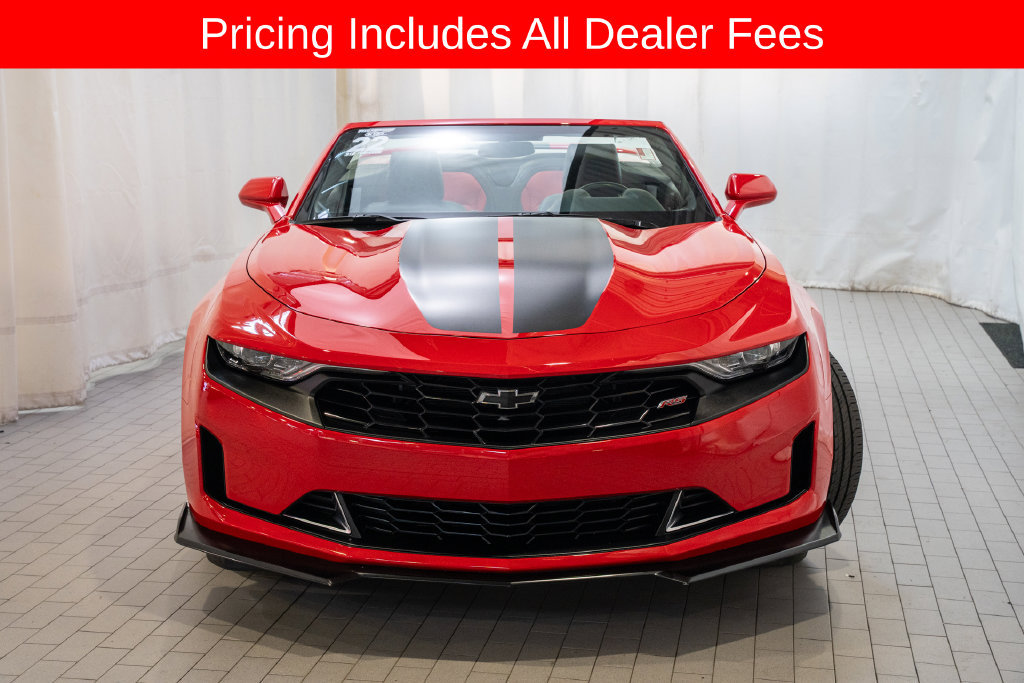 Used 2022 Chevrolet Camaro LT RWD image 4