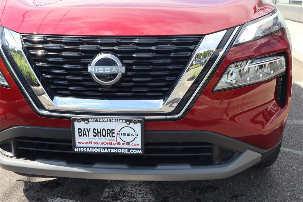 Certified 2023 Nissan Rogue SV w/ SV Premium B Package image 5