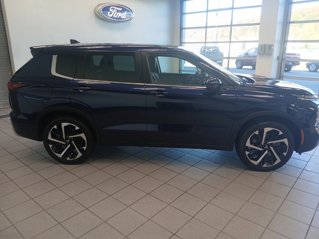 Used 2022 Mitsubishi Outlander SE AWD/4WD image 18