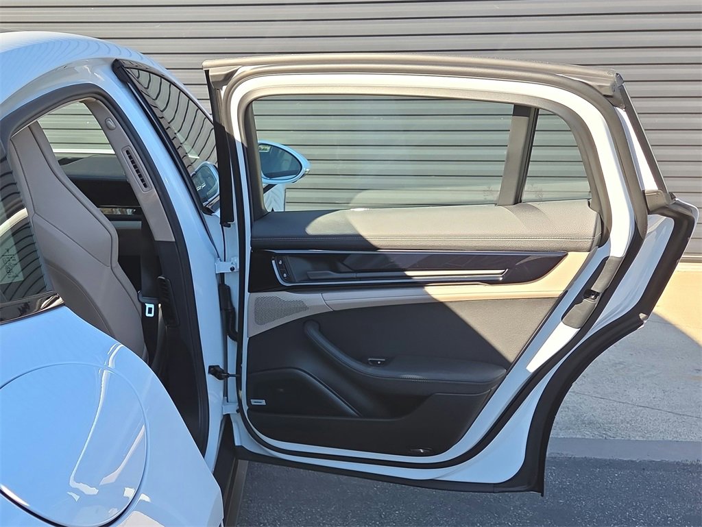 New 2026 Porsche Panamera 4 image 22