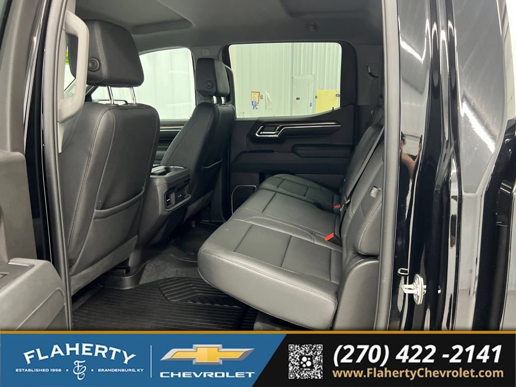Used 2026 Chevrolet Silverado 1500 LT Trail Boss w/ Safety Package AWD/4WD image 11
