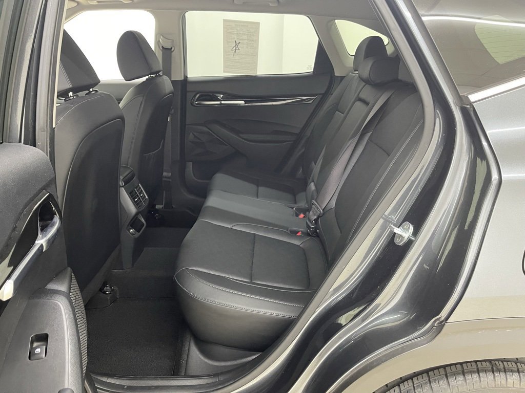 Used 2023 Kia Seltos EX image 16