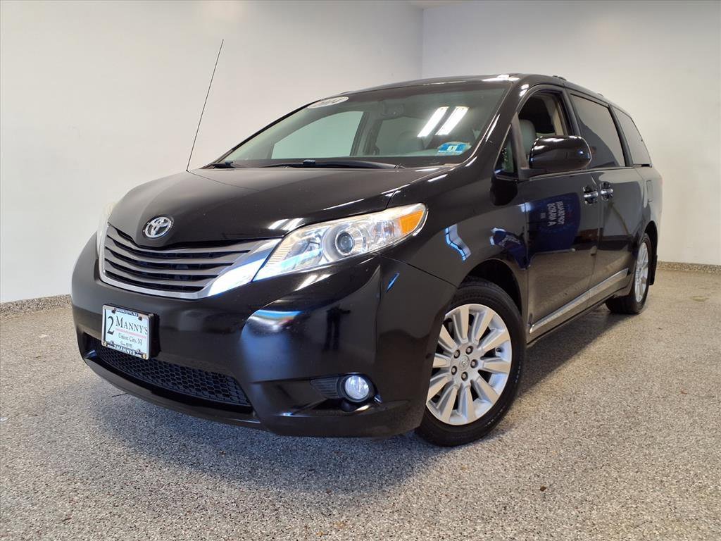 Used 2014 Toyota Sienna XLE