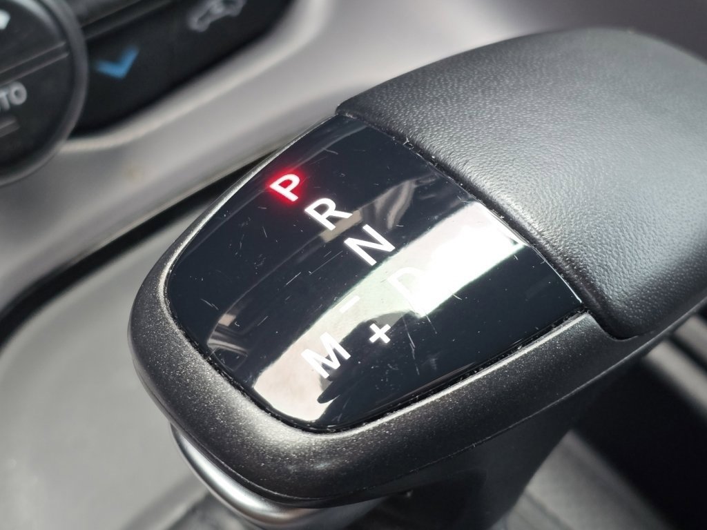 Used 2022 Dodge Challenger GT w/ Driver Convenience Group image 25