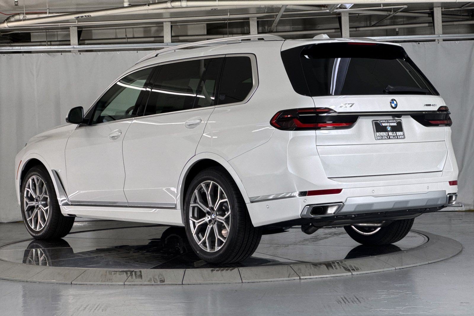New 2027 BMW X7 xDrive40i AWD/4WD image 3