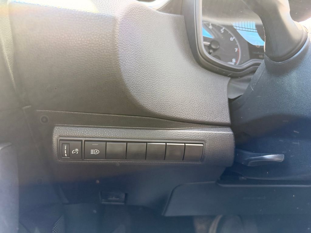 Used 2024 Toyota Corolla SE image 13