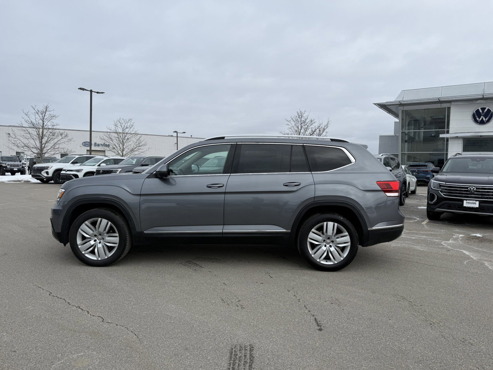 Used 2019 Volkswagen Atlas SEL Premium AWD/4WD image 8