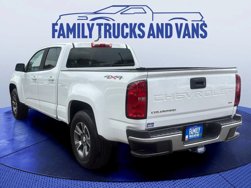 Used 2022 Chevrolet Colorado W/T w/ WT Convenience Package AWD/4WD image 3