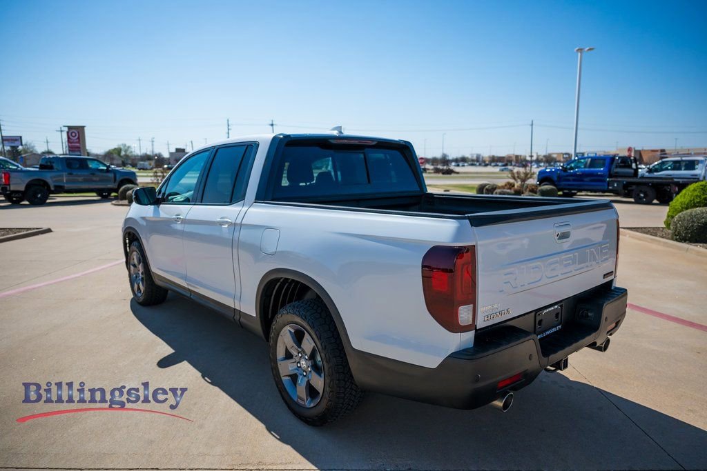 Used 2024 Honda Ridgeline TrailSport image 5
