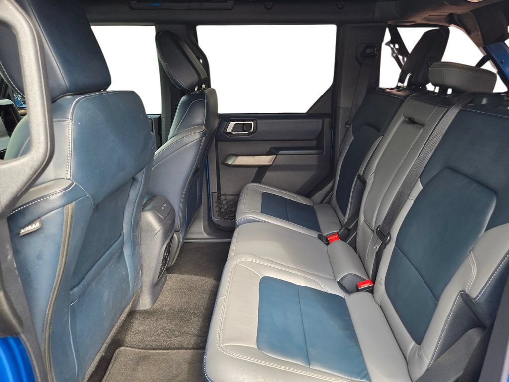 Used 2021 Ford Bronco Outer Banks AWD/4WD image 17