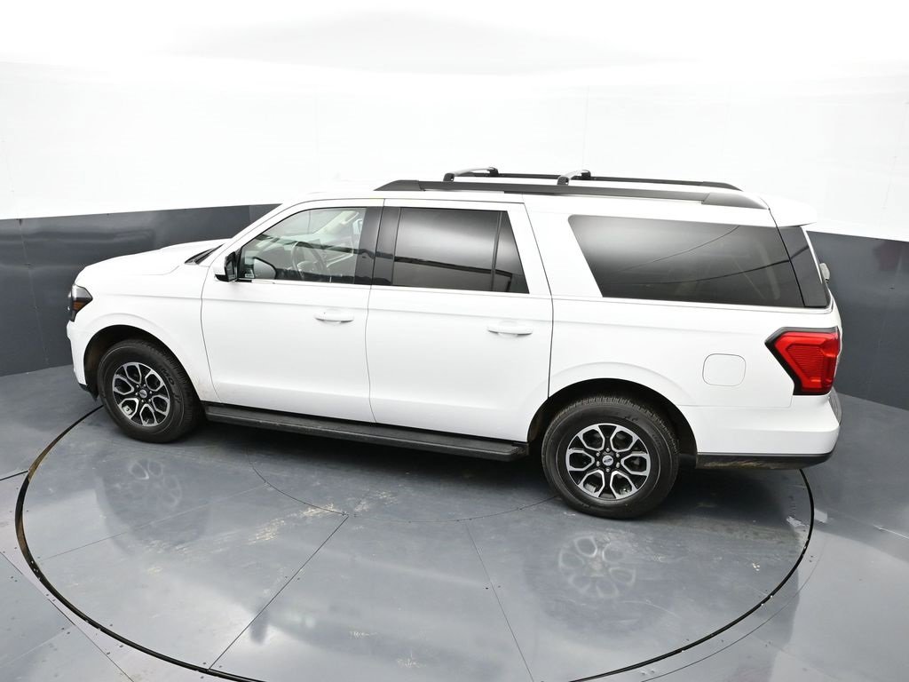 Used 2024 Ford Expedition Max XLT image 45