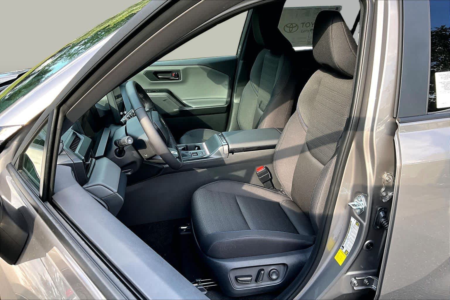 New 2026 Toyota RAV4 SE AWD/4WD image 9