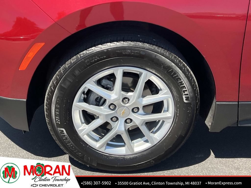Certified 2024 Chevrolet Equinox LT FWD image 10