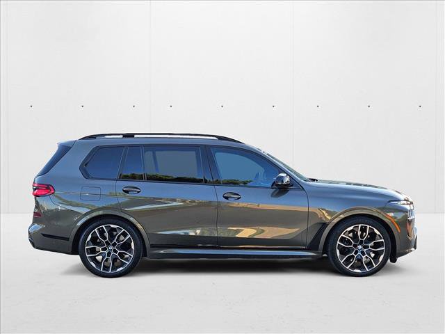 Used 2024 BMW X7 M60i w/ Climate Comfort Package image 4