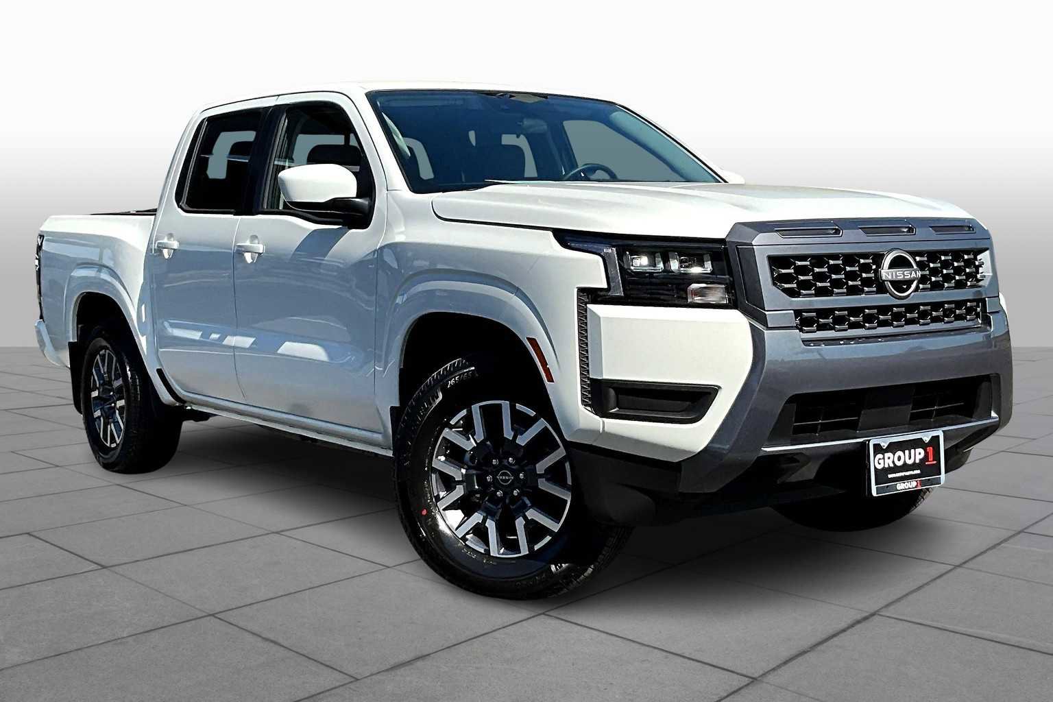 New 2026 Nissan Frontier SV image 2