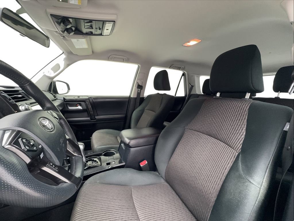 Used 2019 Toyota 4Runner TRD Off-Road AWD/4WD image 17