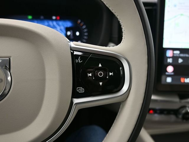 New 2026 Volvo XC60 B5 Ultra w/ Protection Package Premier image 25