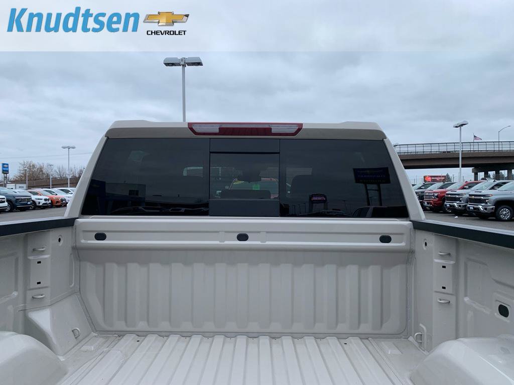 Used 2026 Chevrolet Silverado 1500 RST w/ RST All Star Premium Package AWD/4WD image 16