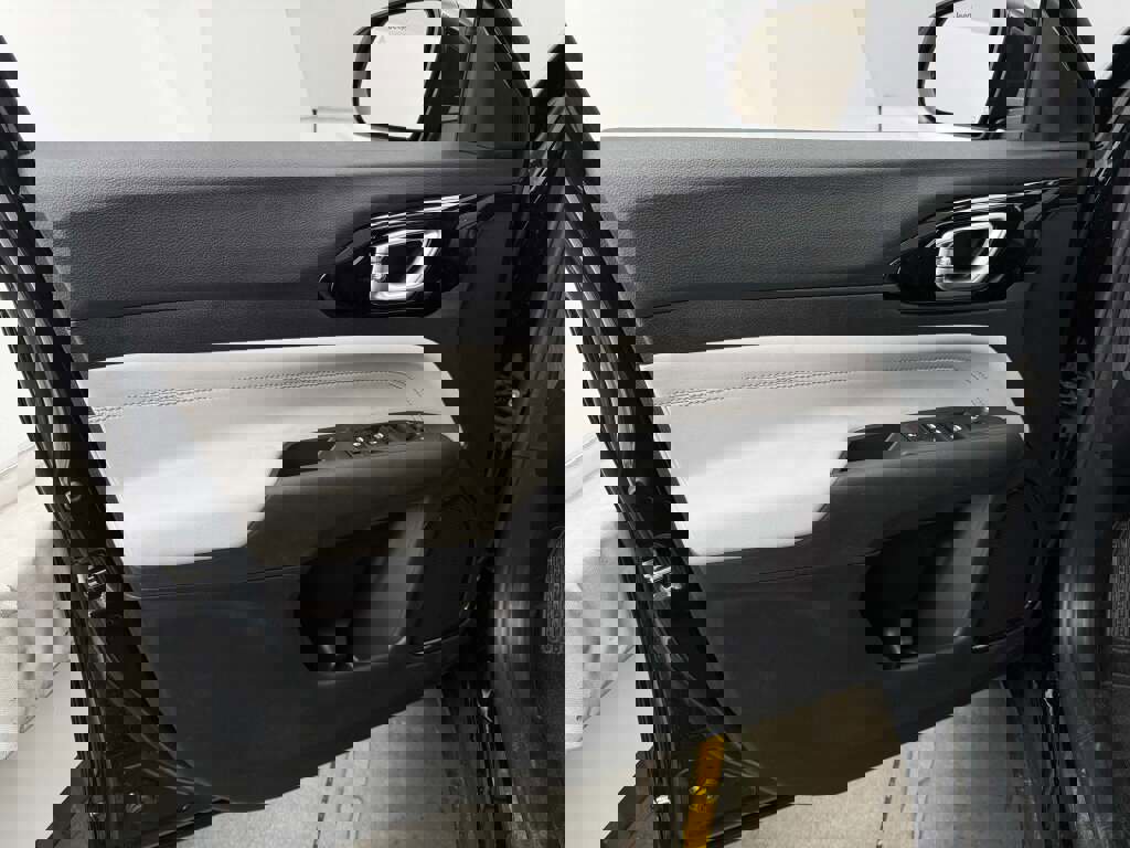 New 2026 Jeep Compass Limited image 25