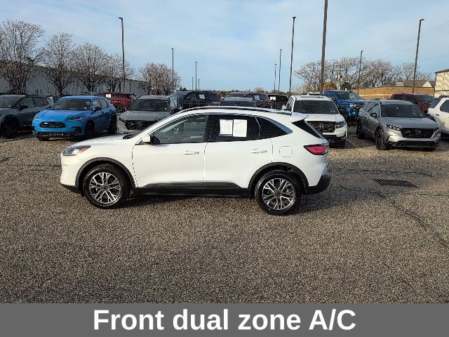 Used 2021 Ford Escape SEL image 3