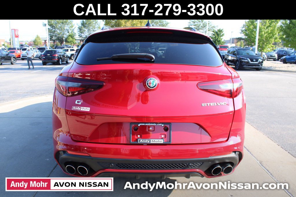 Used 2022 Alfa Romeo Stelvio Quadrifoglio w/ Active Assist Plus Package AWD/4WD image 8