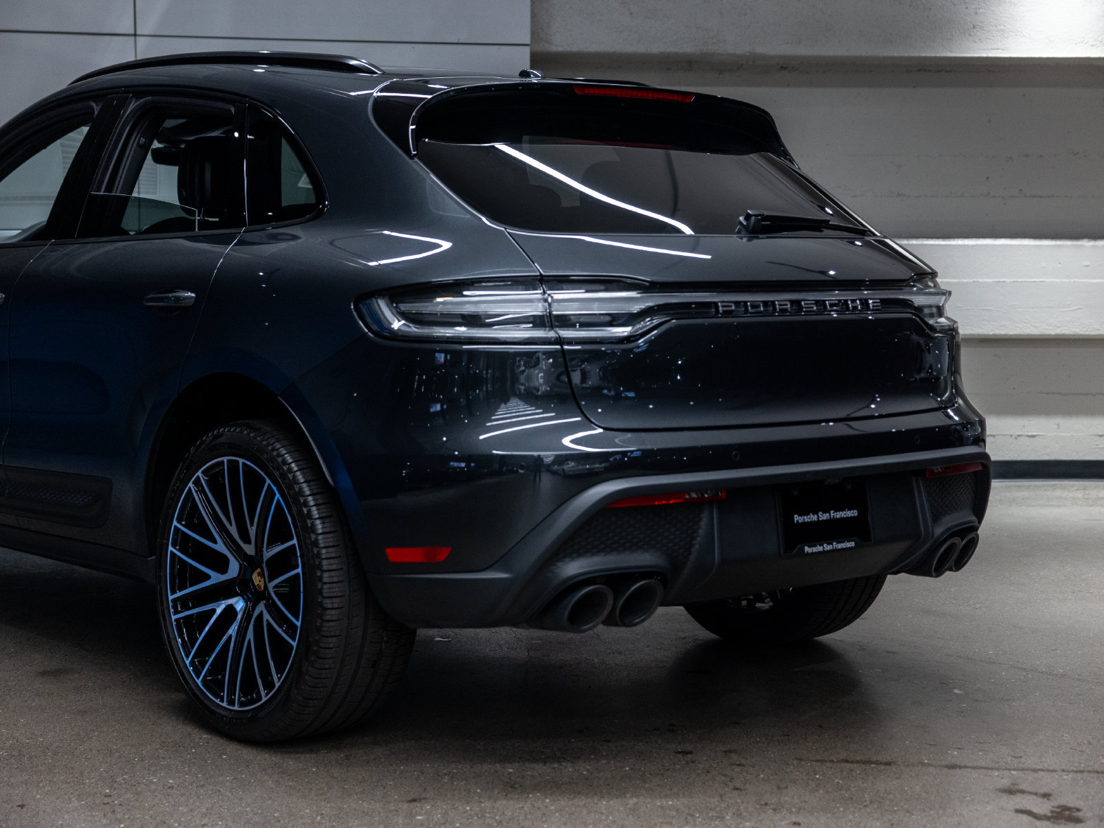 Certified 2026 Porsche Macan AWD/4WD image 25