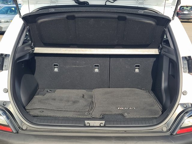 Used 2023 Hyundai Kona SEL image 12