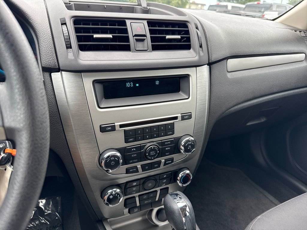 Used 2012 Ford Fusion SE FWD image 20