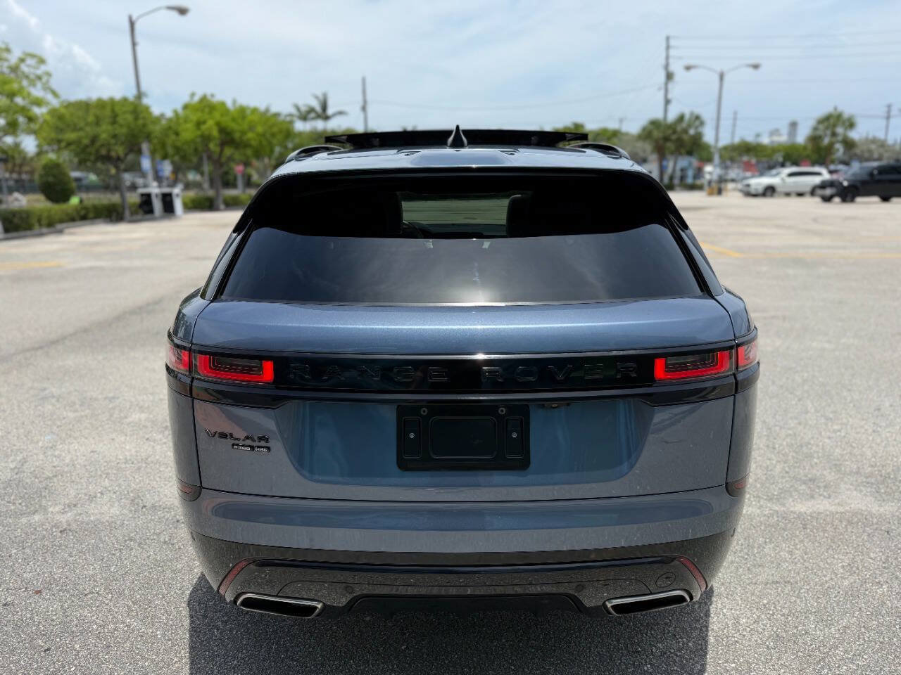 Used 2018 Land Rover Range Rover Velar R-Dynamic HSE AWD/4WD image 8