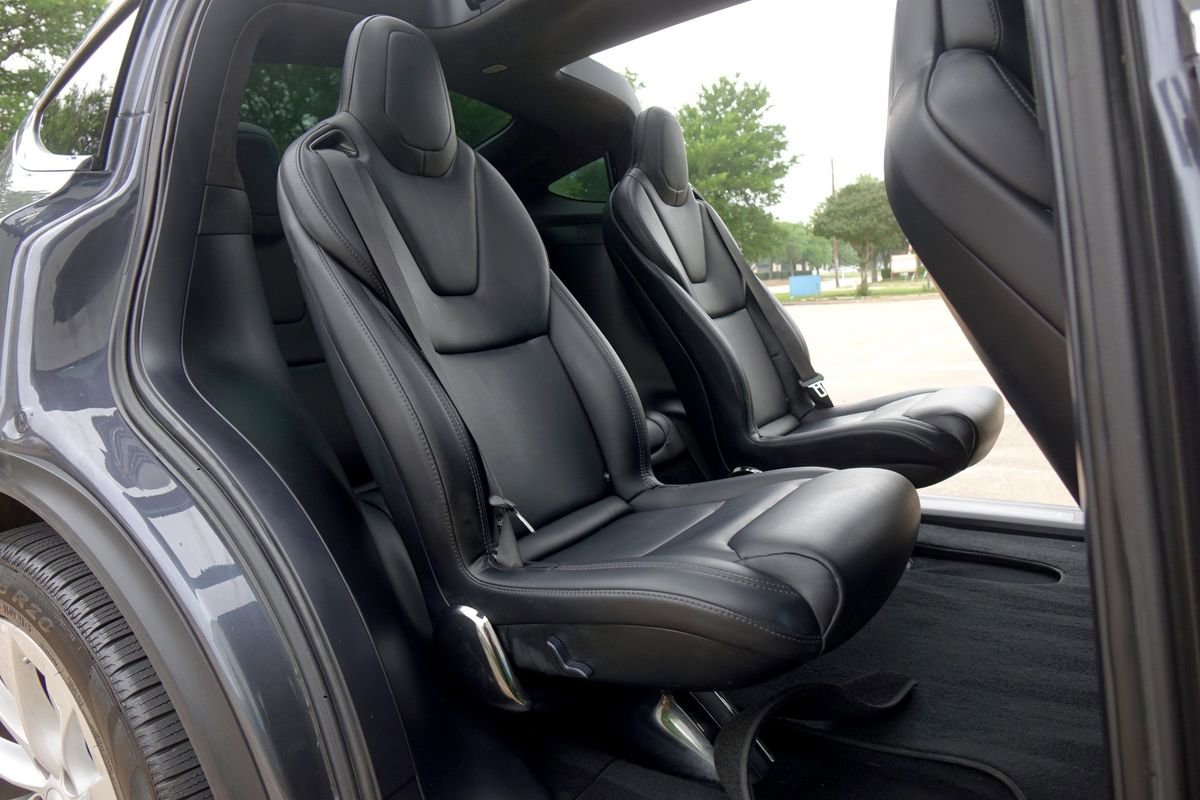 Used 2018 Tesla Model X 100D AWD/4WD image 9