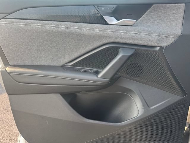 Certified 2025 Volkswagen Tiguan S FWD image 19