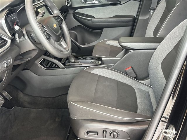 Certified 2022 Chevrolet TrailBlazer LT w/ Convenience Package FWD image 18