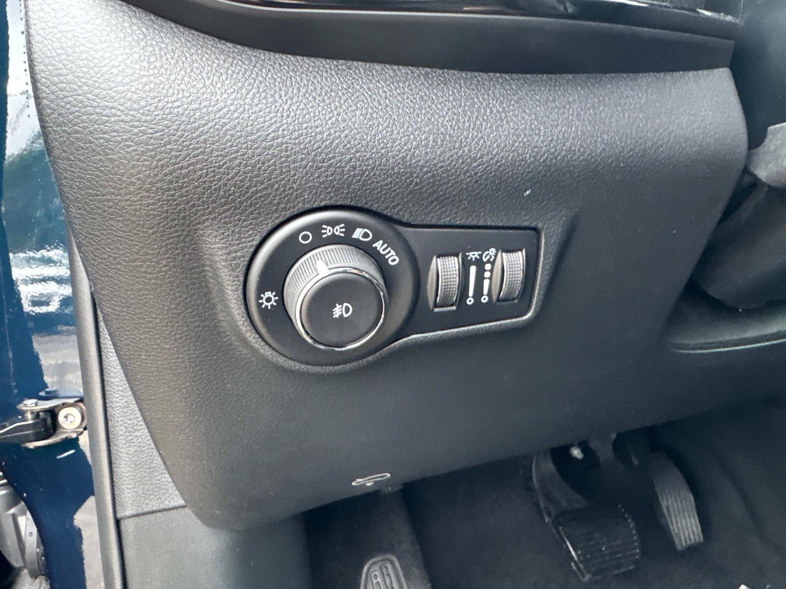 New 2026 Jeep Compass Latitude AWD/4WD image 31