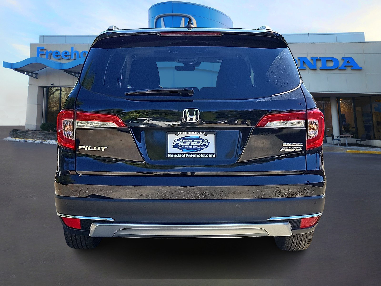 Used 2020 Honda Pilot Touring image 5