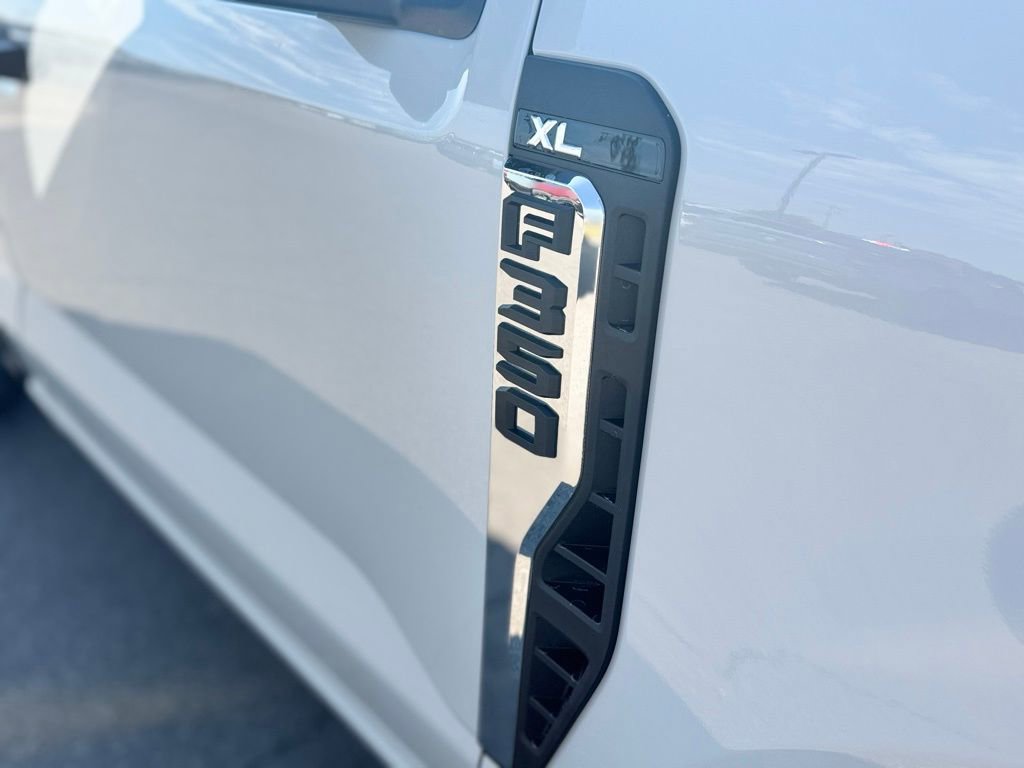 New 2026 Ford F350 XL w/ XL Off-Road Package image 10