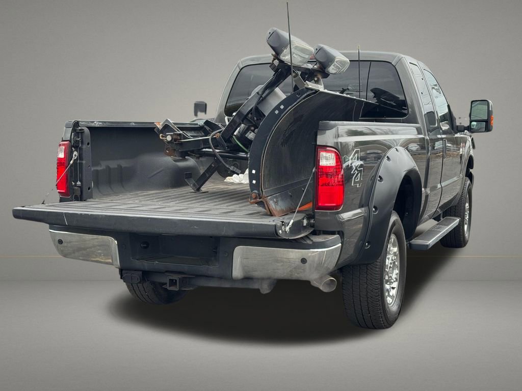 Used 2016 Ford F250 XLT w/ XLT Premium Package AWD/4WD image 5