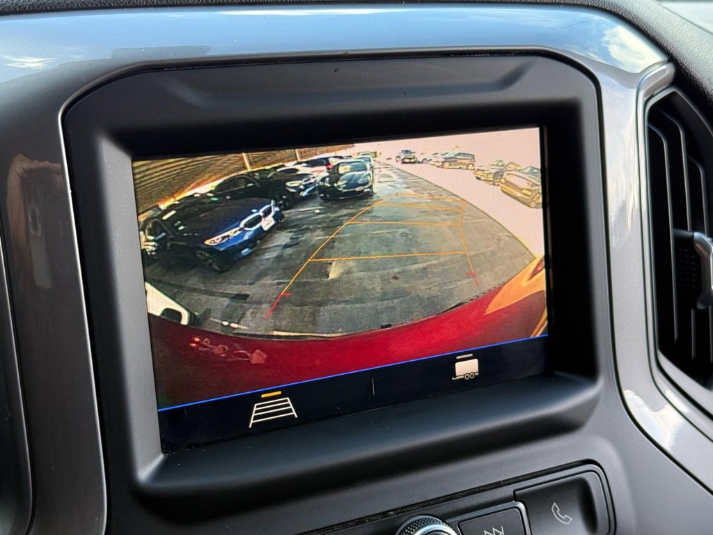 Used 2022 Chevrolet Silverado 1500 Custom image 3