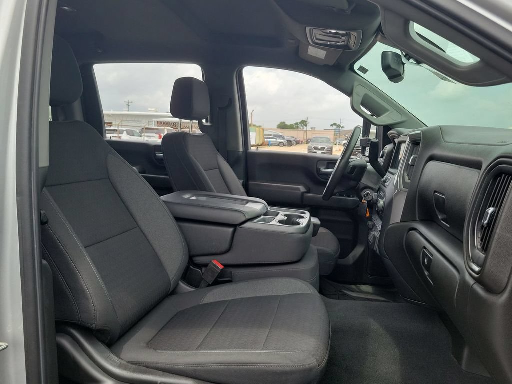 Used 2022 Chevrolet Silverado 2500 Custom w/ Custom Value Package AWD/4WD image 22