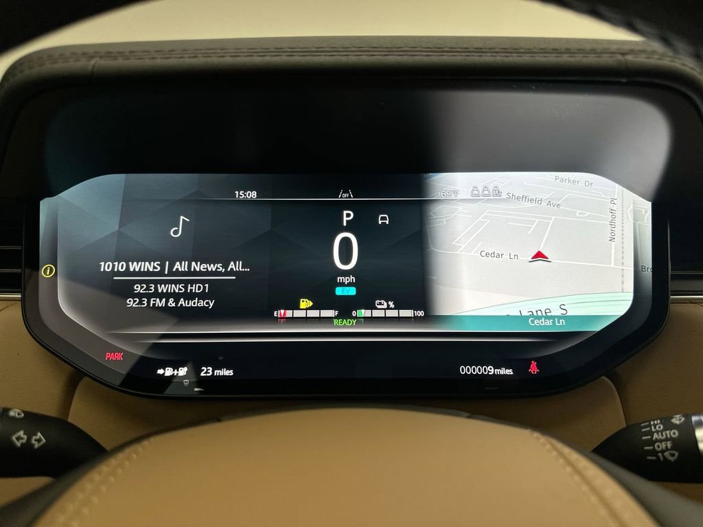 New 2026 Land Rover Range Rover SE image 23